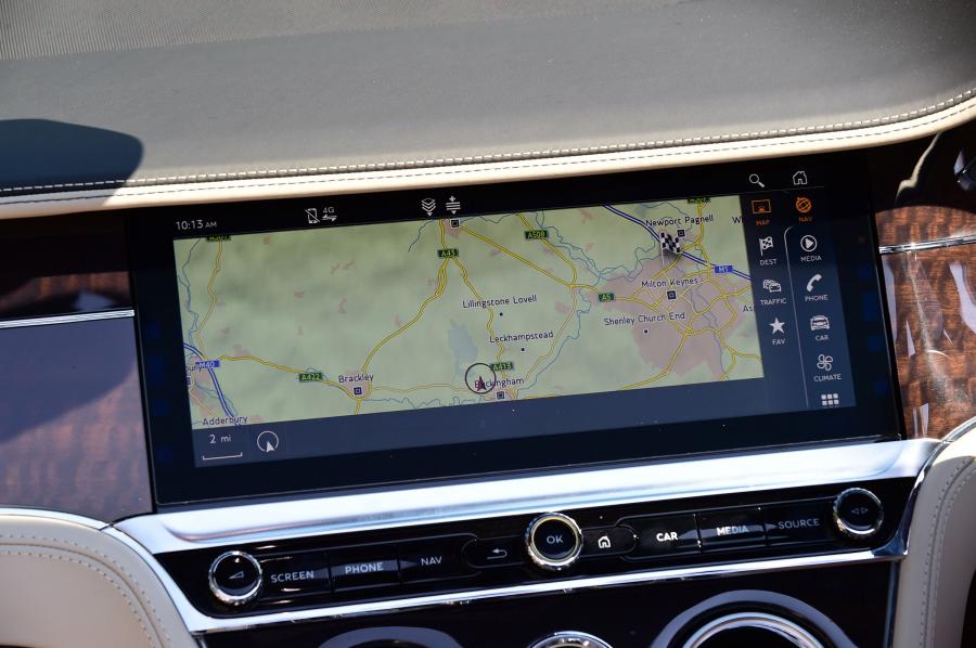 Детали интерьера Bentley Continental GT Convertible First Edition 2019 года  (UK) (фото 8 из 22)